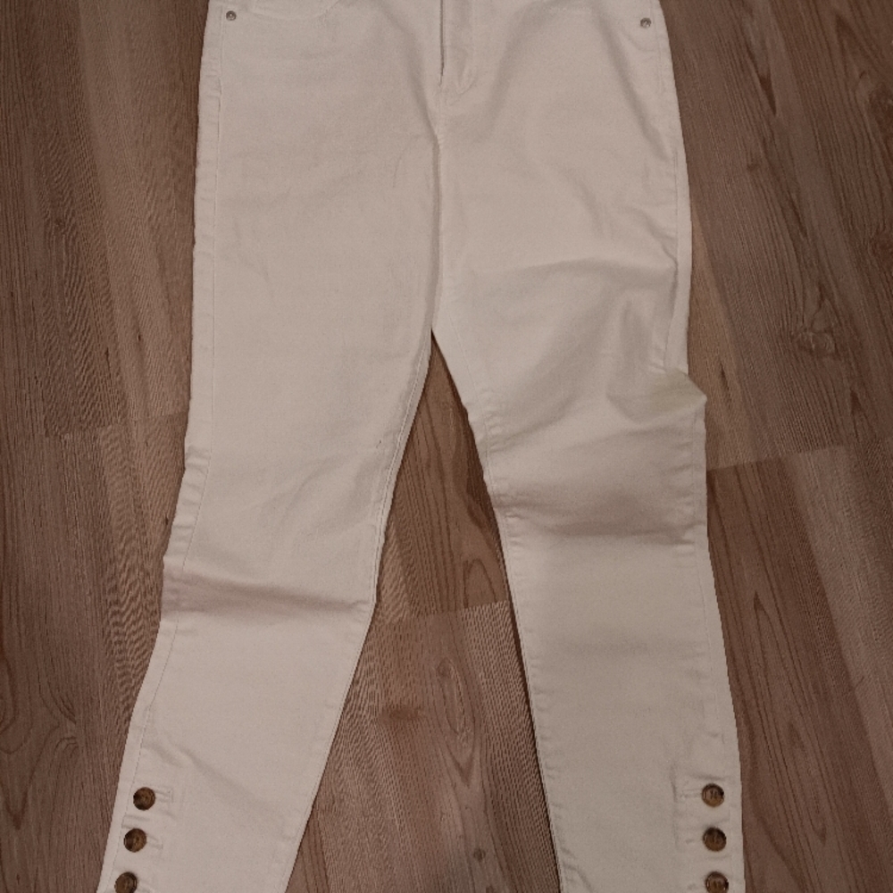 White Button-Detail Pants